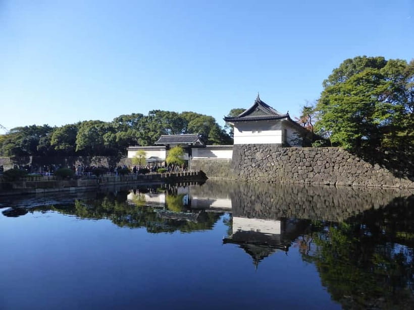 Tokyo: Imperial Palace East Gardens Walking Tour - Should you book the Imperial Palace East Gardens walk?