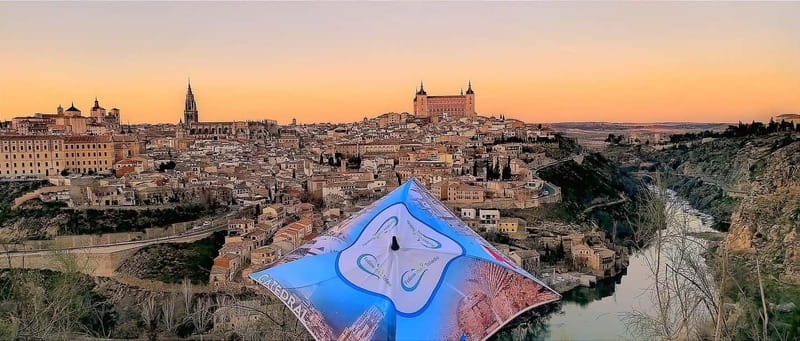 Toledo al Completo con Patio-Casa Palacio ⭐⭐⭐⭐⭐ - Starting at Zocodover, Toledo’s natural meeting point