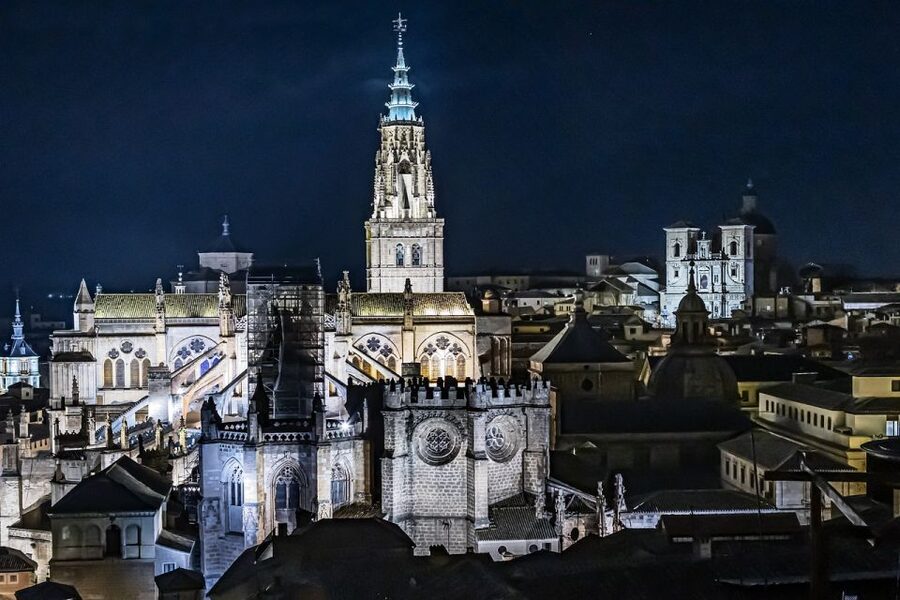 Toledo Complete with Alcazar and Cathedral - Toledo’s Three Cultures begin in the old streets