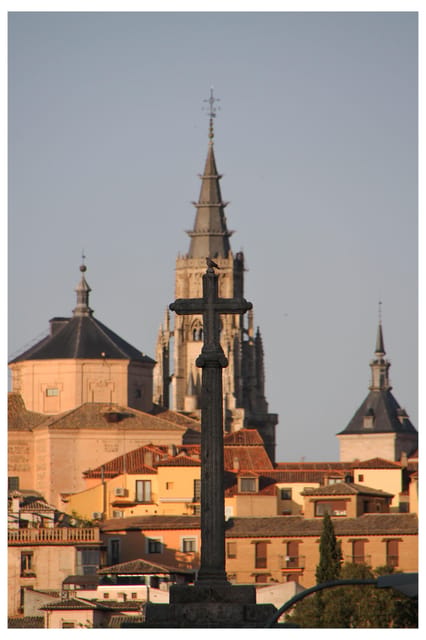 Toledo: Monumentos esenciales: Alcazar, Catedral, Sinagoga - What the $342 group price really means