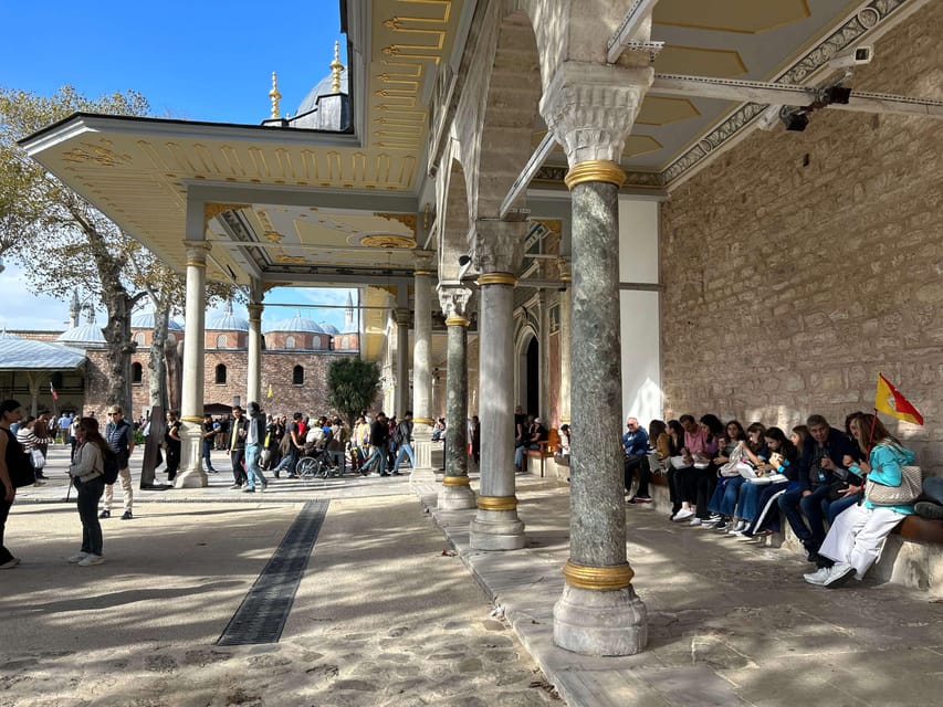 Topkapi Palace and Harem Skip-the-Line-Tickets & Audio Guide - Treasury, sacred relics, and the palace collections