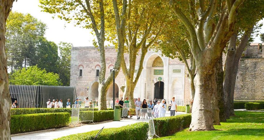 Topkapi Palace Complete Tour: Harem & Hagia Irene Included - Should you book the Topkapi Palace Complete Tour?