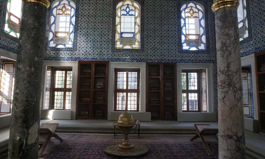 Topkapi Palace & Hagia Sophia Tickets + Audio Guide - What makes Topkapi Palace worth your time
