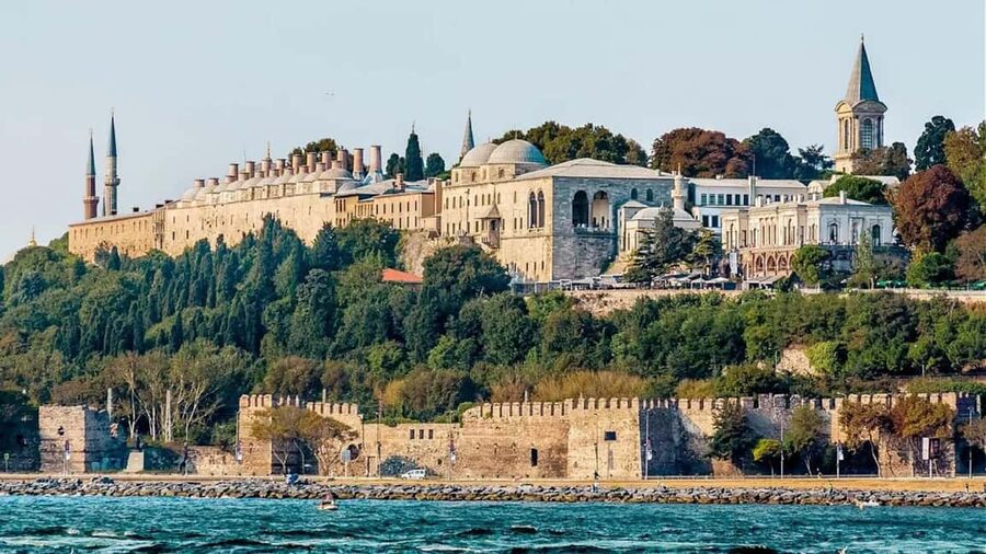Topkapi Palace & Harem, Skip-the-Line SMALL GROUP - The dervish detail needs clarification