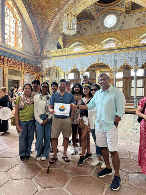 Topkapi Palace & Harem, Skip-the-Line SMALL GROUP - Meeting the group near Mimar Mehmetağa Street