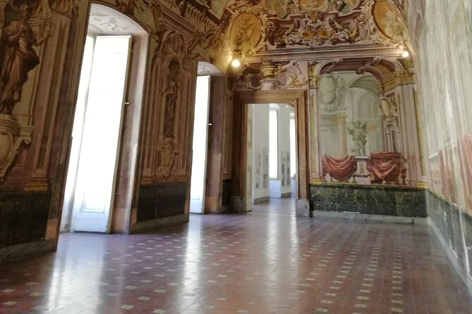 Tour at the Royal Palace of Portici and the Golden Mile - Key points at a glance