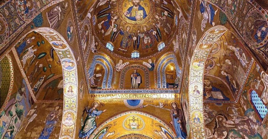 Tour Cappella Palatina e palazzo Reale: patrimonio Unesco - Entering the Palazzo dei Normanni