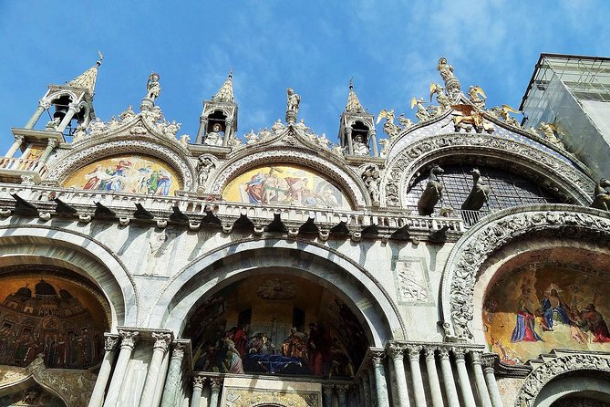 Tour of Venice in Doge's Palace and St Mark's Basilica - Meeting at Campo San Zaccaria