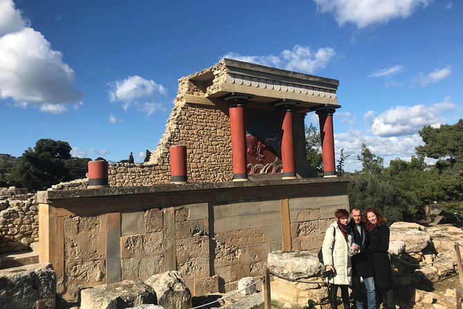 Travel Crete - Visit Knossos palace (Semi Private - Shared Tour) - The museum connection and the best order for your day