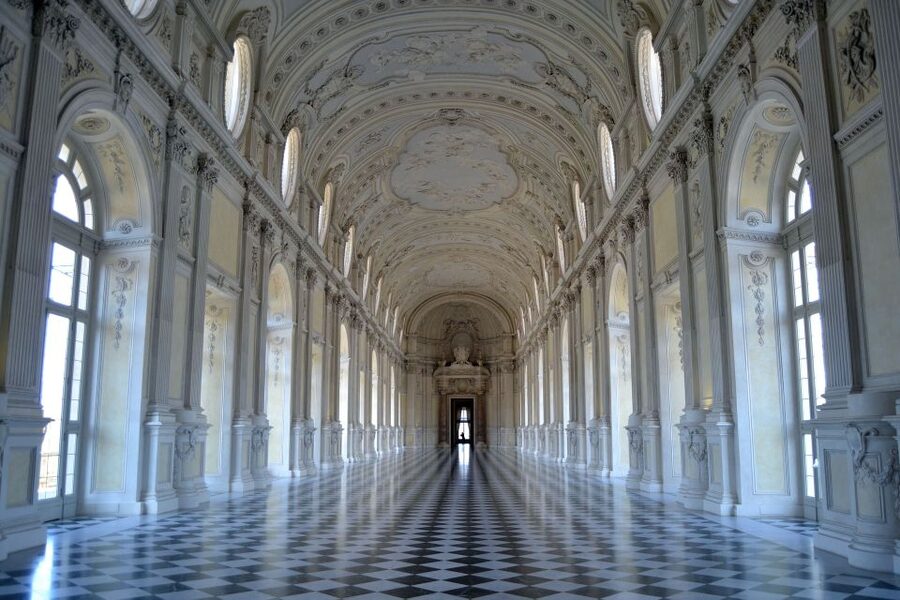 Turin: Palace of Venaria Guided Tour - The Hall of Diana Sets the Tone