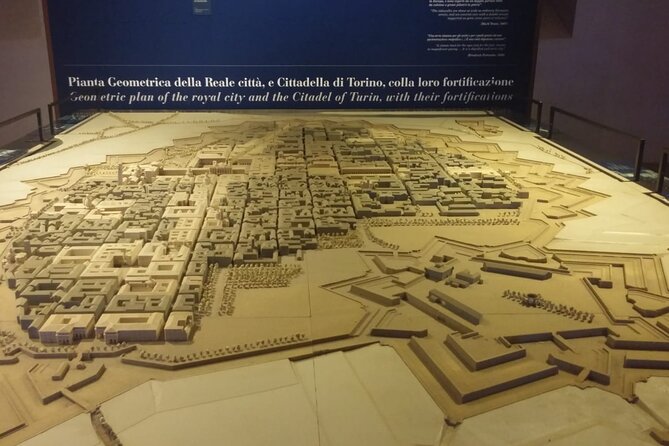Turin: Reggia of Venaria guided experience - What the guide adds to the visit