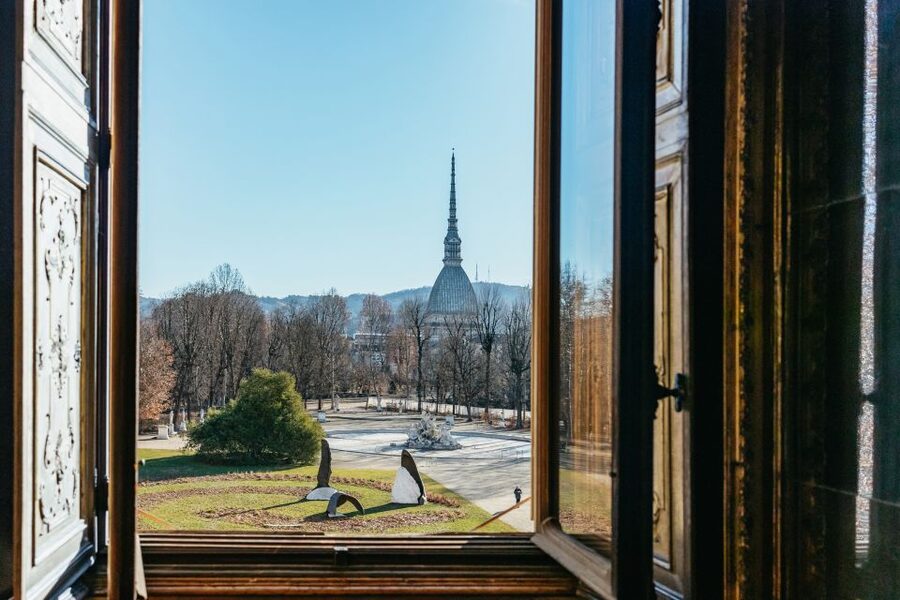 Turin: Royal Palace Entry Ticket and Guided Tour - The Royal Library and its 200,000 items