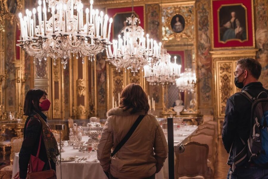 Turin: Savoy Royal Palace Small Group Guided Tour - Paintings, objects, and the wider Musei Reali