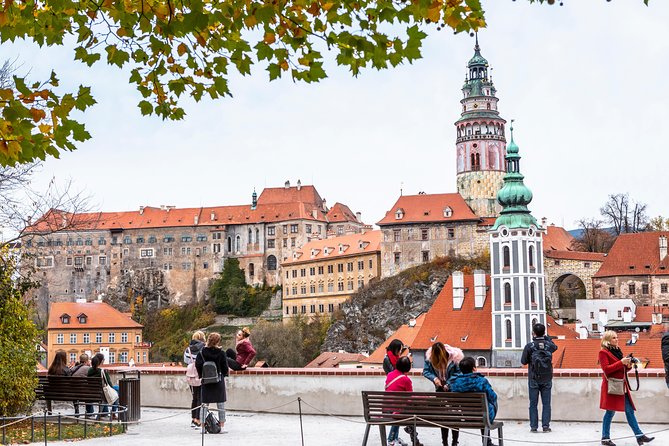 UNESCO Cesky Krumlov from Prague with Guided Tour and Transfer - Why Český Krumlov makes a worthwhile day from Prague
