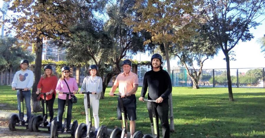 Valencia: Garden & Palace Music Segway Tour - Serranos Towers at the meeting point