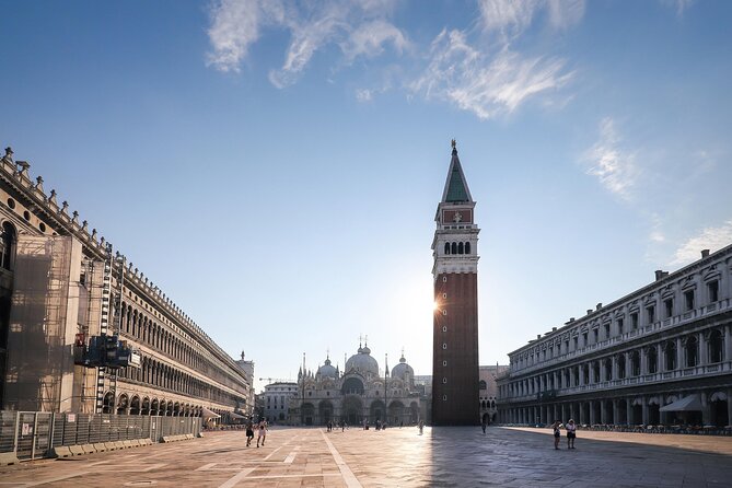Venice 3,5 hrs tour: Doge's Palace, St Mark's and Hidden Gems - Starting in Piazza San Marco