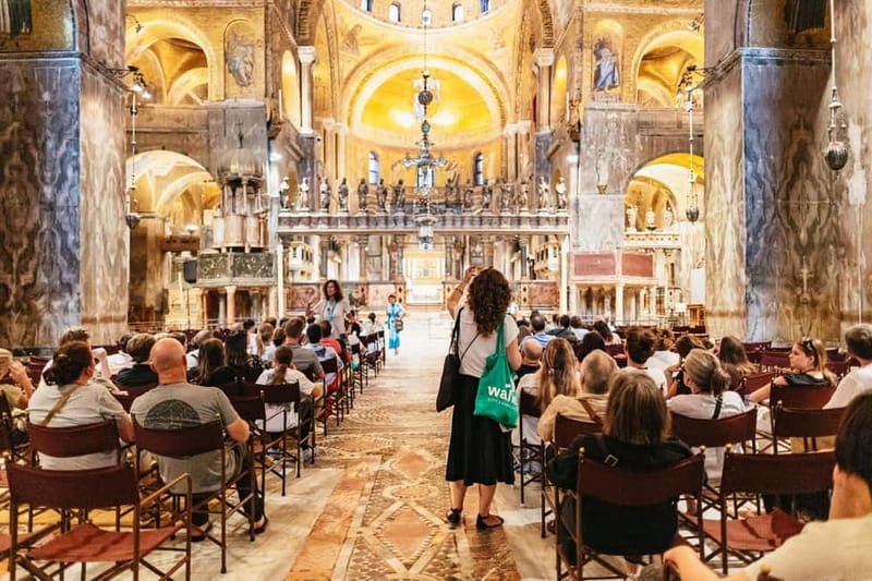 Venice: After-Hours St. Mark’s & Doge's Palace Tour - Clothing, bags, and comfort details