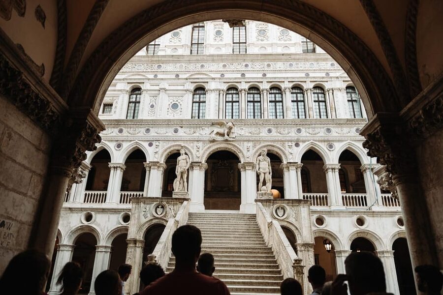 Venice: After-Hours St. Mark’s & Doge's Palace VIP Tour - Walking inside the Bridge of Sighs
