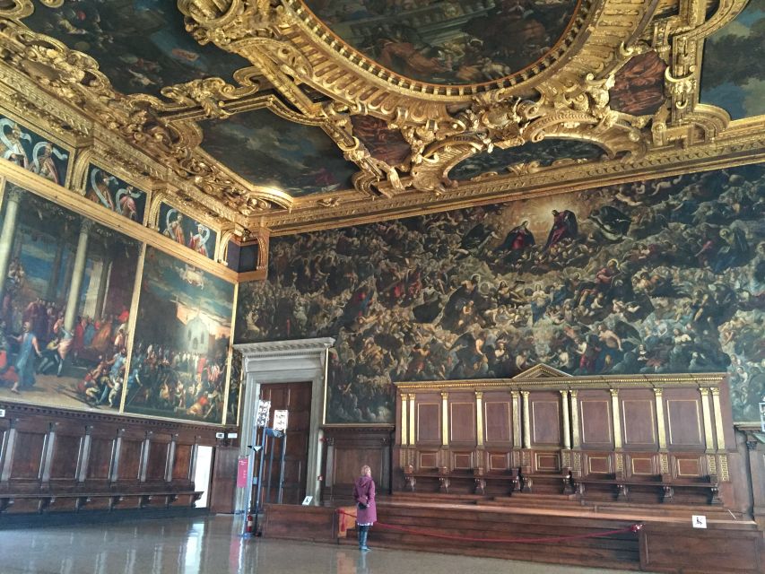 Venice: Doge's Palace and Basilica Tour with Gondola Ride - How the price compares with doing it alone