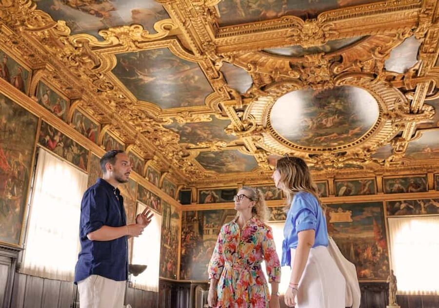 Venice: Doge's Palace and St Mark's Tour with Gondola Ride - Practical details before you book