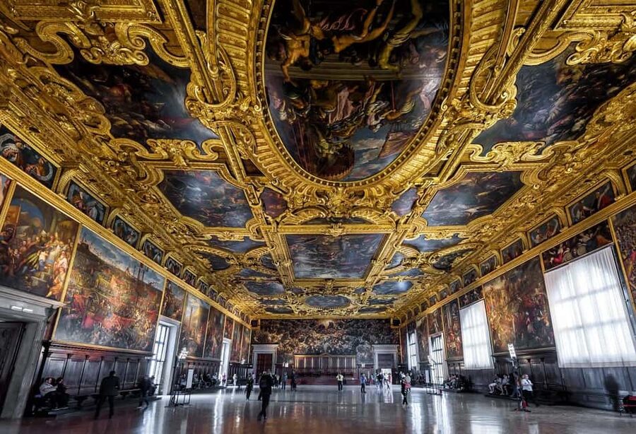Venice: Doge's Palace Guided Tour with Optional Gondola Ride - Inside Doge’s Palace with reserved entry