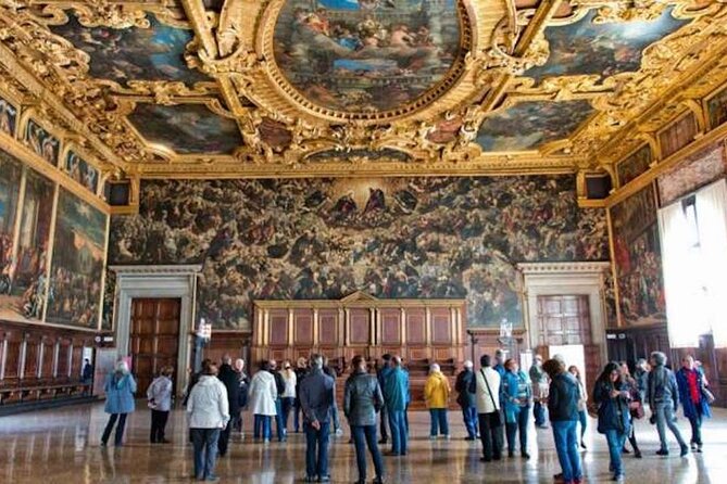 Venice: Doge's Palace Guided Tour With Tickets & Optional Gondola - Why Doge’s Palace is worth seeing with a guide