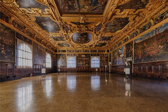 Venice: Doge's Palace Guided Tour With Tickets & Optional Gondola - Practical details that affect your day