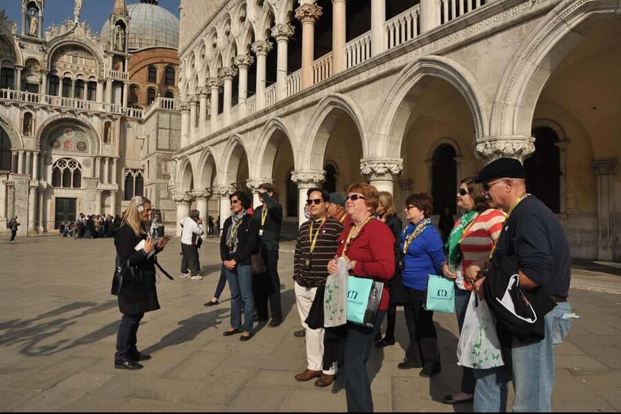 Venice Doge's Palace & Prisons Tour - Meeting at the Royal Gardens