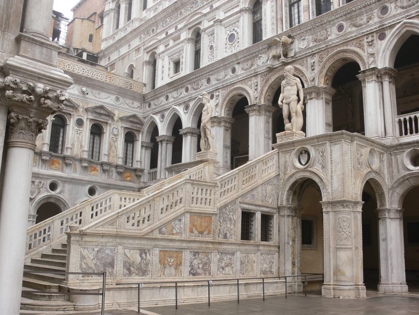 Venice: Doge's Palace Skip-the-Line Guided Tour - The prison cells and the darker side of Venice