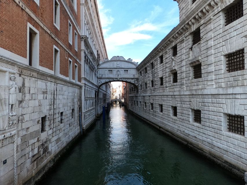 Venice: Doge's Palace & St. Mark's Basilica Tour - Meeting near St. Mark’s Square