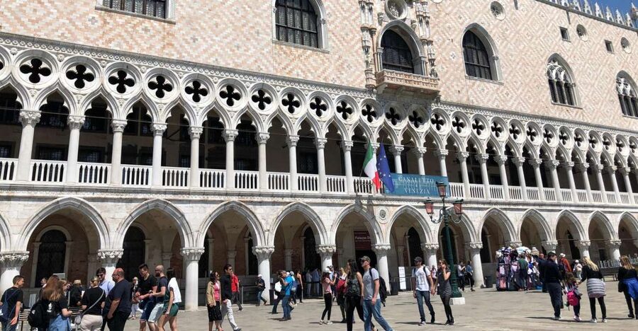 Venice: Doge's Palace & St. Mark's Basilica Tour - Inside Doge’s Palace, where Venice ruled