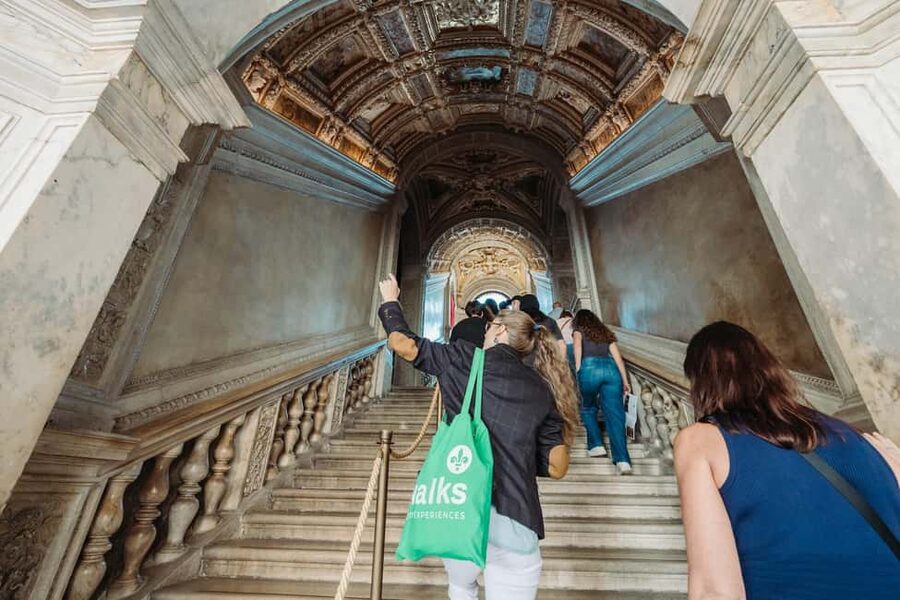 Venice: Doge's Palace & St Mark's Tour with Upgrade Option - St. Mark’s Basilica and its golden mosaics