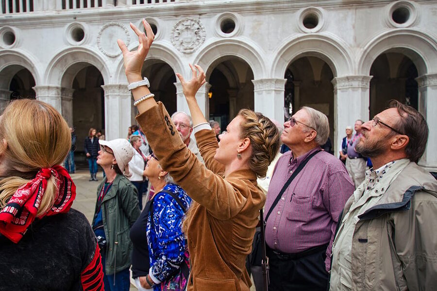 Venice: Doges Palace, Prison, and Secret Passageways Tour - Who should book this palace tour?
