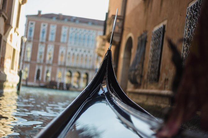 Venice's Best: Basilica, Doge's Palace, Gondola & History Gallery - Doge’s Palace, the Bridge of Sighs, and the prison route