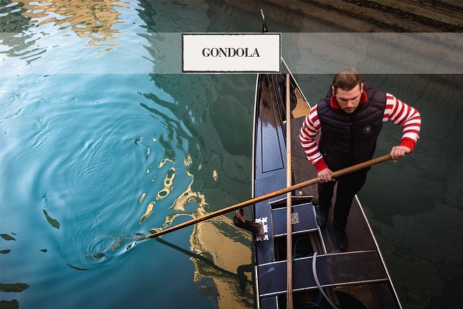 Venice's Icons: Basilica, Doge Palace, Rialto & Optional Gondola - Rialto Bridge and the working side of Venice