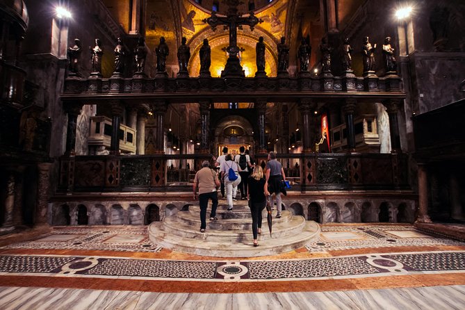 Venice: St Mark's Basilica After-Hours Tour with Optional Doge's Palace - Group size, guides, and the human element