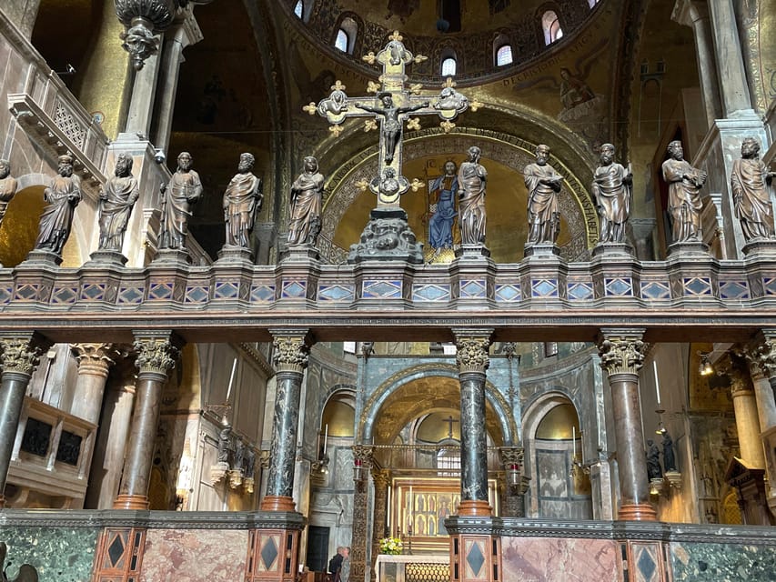 Venice: St. Mark's Basilica & Doge's Palace Tour with Ticket - The Bridge of Sighs and the prison route
