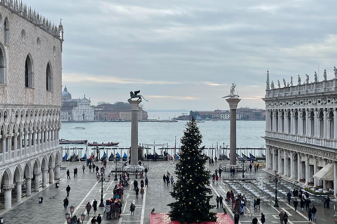 Venice: St.Mark's Basilica & Doge's Palace Tour with Tickets - Why these two sights belong together