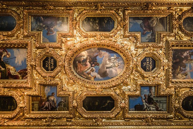 Venice: Winter Pass Top Attractions & City Walking Tour - Choosing Doge’s Palace