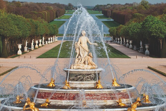 Versailles: Full Day Tour & Shuttle from Paris - Entering the palace with a timed ticket