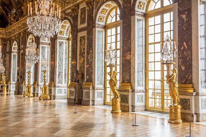 Versailles Full Tour: Palace, Gardens & Marie-Antoinette’s Estate - Inside the Palace of Versailles