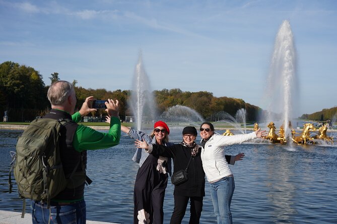 Versailles, Gardens & Hamlet: Full-Day Guided Small-Group Tour - A break at Petite Venise and the ride to Trianon