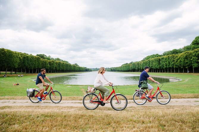 Versailles Half Day eBike - Versailles gardens and fountains