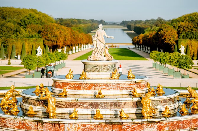 Versailles & Louvre Museum: All-Inclusive Semi Private Tour - Getting back to Paris and finding lunch