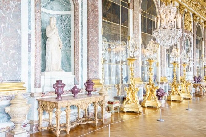Versailles & Louvre Museum: All-Inclusive Semi Private Tour - The Louvre with a small group of six