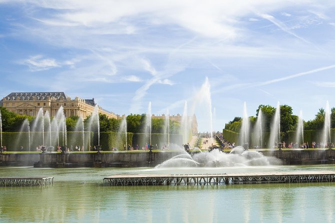 Versailles Palace and Gardens Half Day Guided Tour from Paris - The Hall of Mirrors is the grand payoff