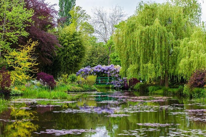 Versailles Palace and Giverny Monet House Visit with Lunch - Key points to know before booking