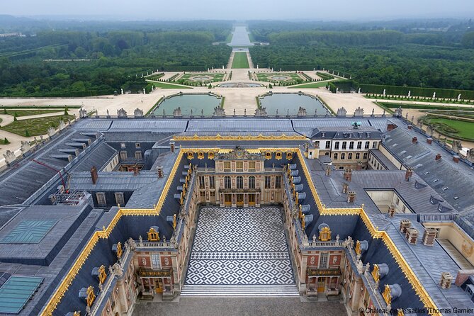 Versailles Palace & Gardens Guided Tour - The gardens, fountains, and musical shows