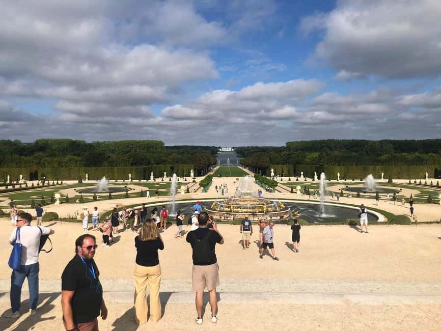 Versailles: Palace & Gardens Guided Tour with Entry Tickets - Key points to know before booking