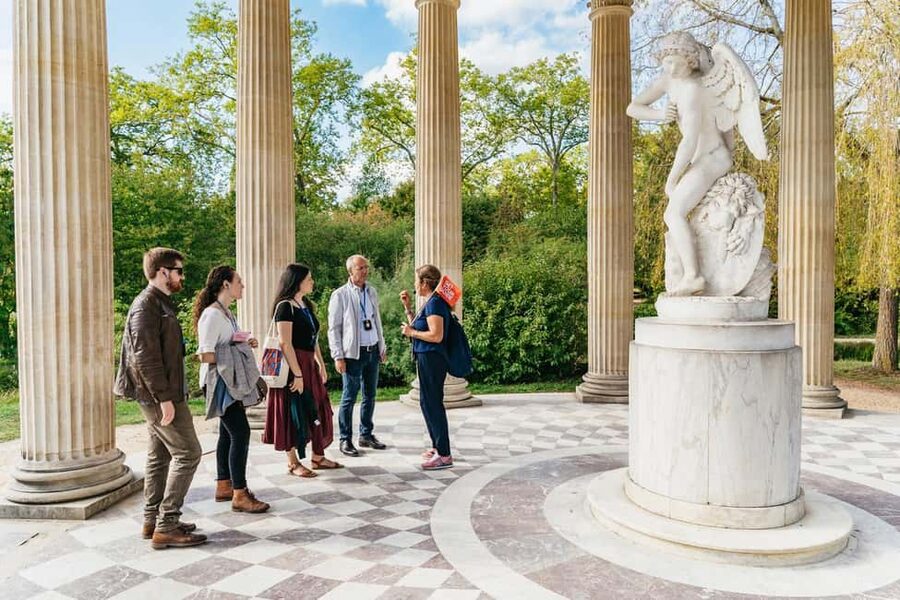 Versailles: Palace, Gardens & Queen’s Estate Guided Tour - Inside the Palace of Versailles in 90 minutes